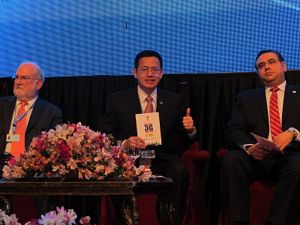 “ดร.สุทธิพล” ชู กสทช. สู่เวทีโลก เดินหน้าโปรโมทกติกาการประมูล 3 จี (ตอน3)