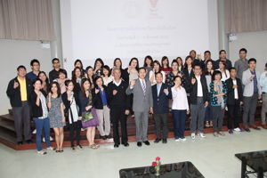 กสทช. สุทธิพล ถ่ายทอดประสบการณ์การเจรจาระหว่างประเทศในการกำกับดูแลกิจการโทรคมนาคม พร้อมกำชับการเตรียมตัวรองรับผลกระทบที่จะเกิดจาก AEC