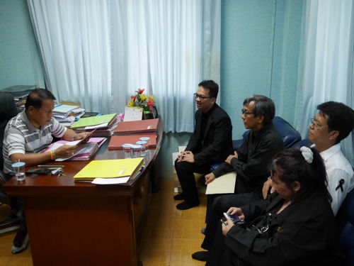 ติดต่อประสานงานกับนายกองค์การบริหารส่วนตำบลป่างิ้ว เรื่องการปรับปรุงอาคารเพื่อจัดตั้งสำนักงาน กสทช. เขต 18 (อ่างทอง)