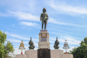 พิธีวางพวงมาลาถวายราชสักการะ เนื่องในวันคล้ายวันสวรรคต พระบาทสมเด็จพระมงกุฎเกล้าเจ้าอยู่หัว พุทธศักราช 2567