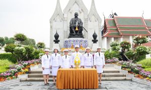สำนักงาน กสทช. วางพานพุ่มดอกไม้ถวายราชสักการะเนื่องในวันคล้ายวันพระราชสมภพพระบาทสมเด็จพระนั่งเกล้าเจ้าอยู่หัว พระมหาเจษฎาราชเจ้า 